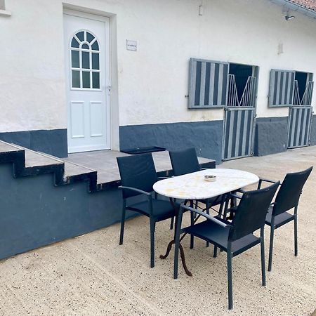 Gites Casale Di Vito Longvilliers  Exterior photo